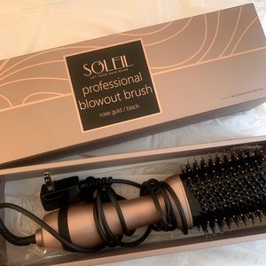 Soleil Round Blower Brush